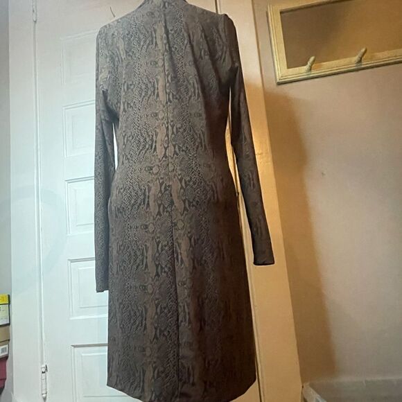 Norma Kamali Snake Print Long Sleeve Faux Wrap Dress Size Large - Picture 6 of 11
